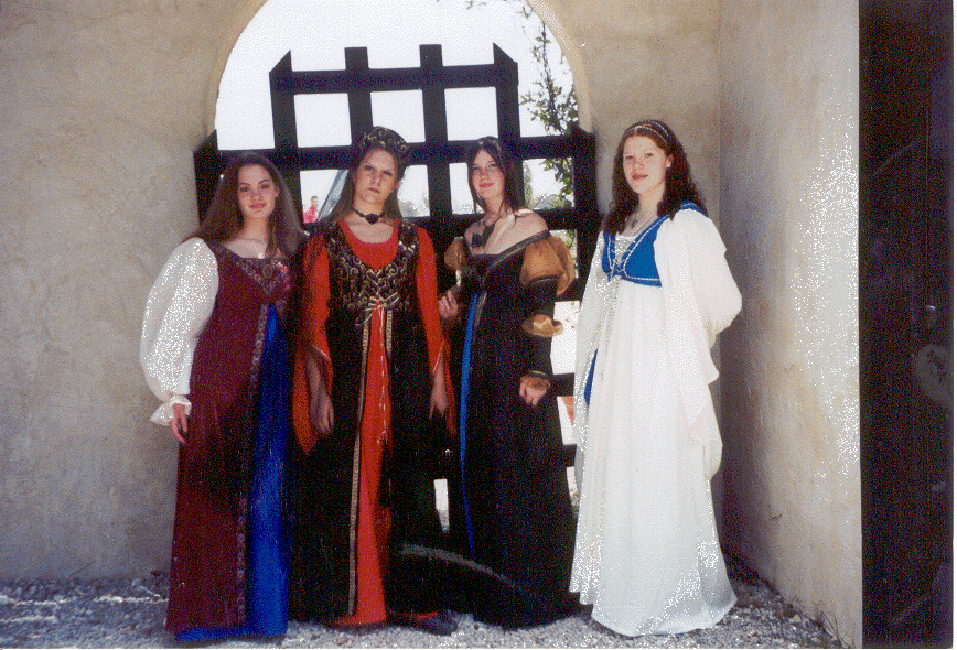 scarfaire001.gif
